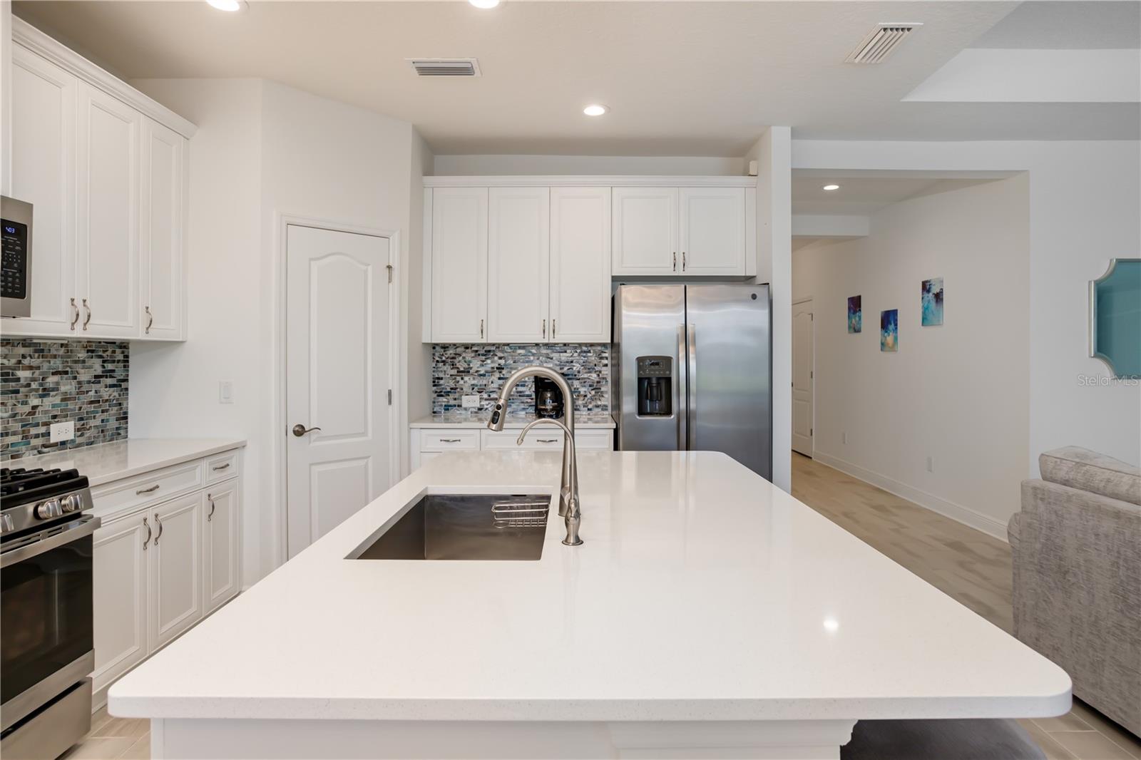 3410 BOX TURTLE TER, PARRISH, FL — photo 11