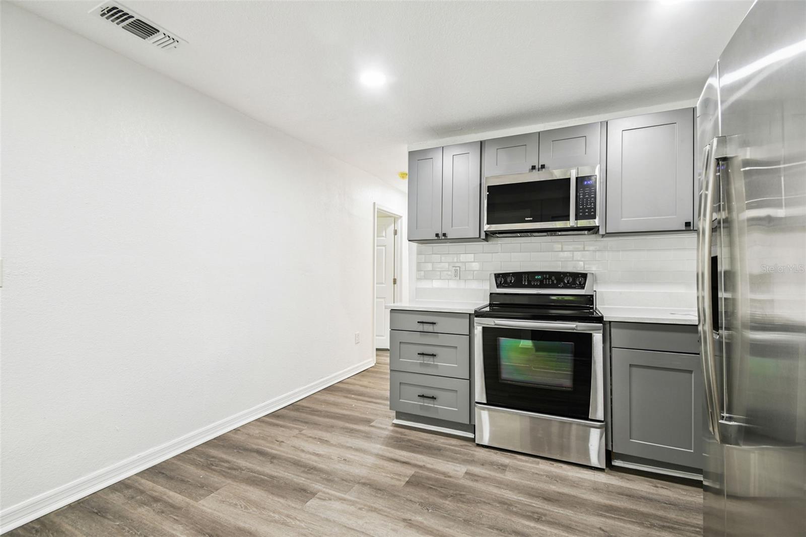 6502 N 31ST ST, TAMPA, FL — photo 22
