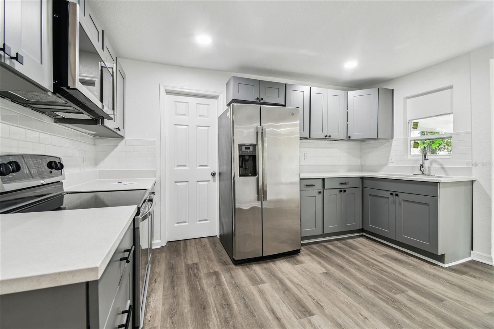 6502 N 31ST ST, TAMPA, FL — photo 24