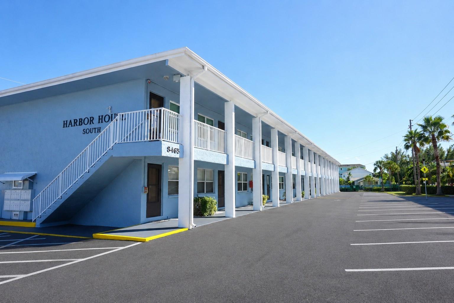 8465 W GULF BLVD #52, TREASURE ISLAND, FL