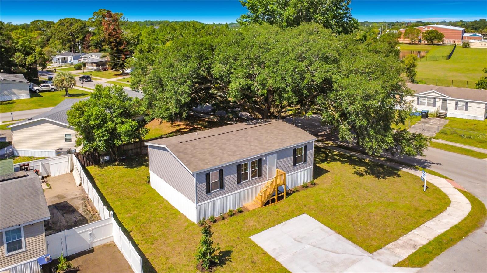 8002 MOBILAIRE DR, ORLANDO, FL — photo 11