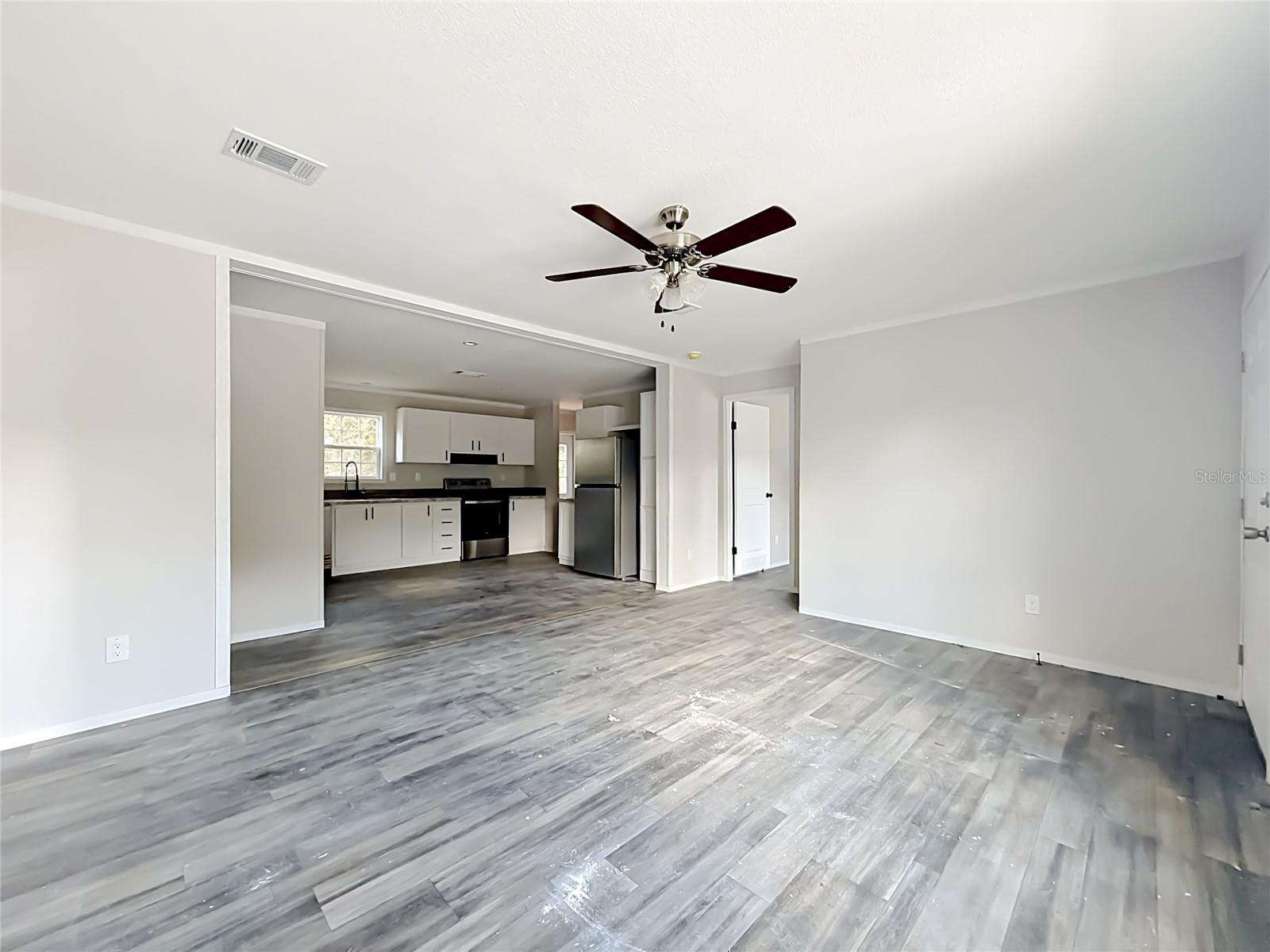8002 MOBILAIRE DR, ORLANDO, FL — photo 14