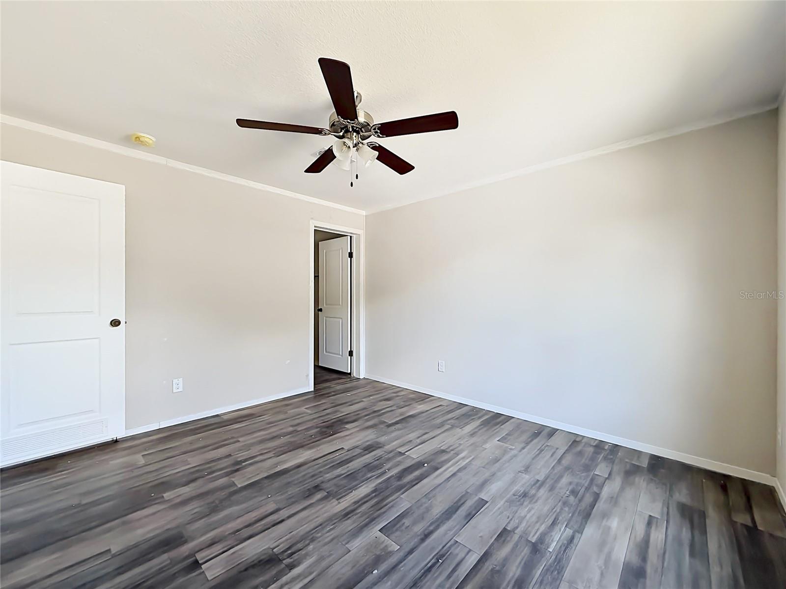 8002 MOBILAIRE DR, ORLANDO, FL — photo 38