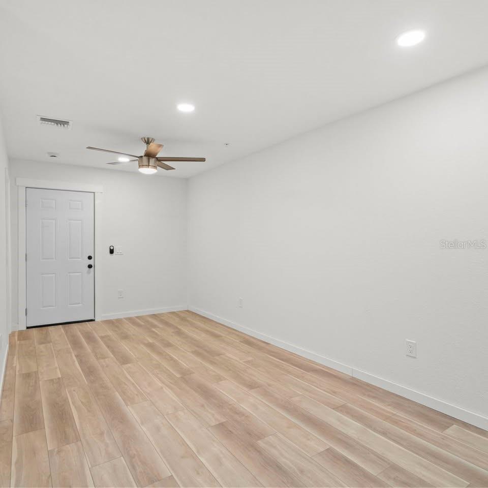 3107 16TH ST N, ST PETERSBURG, FL — photo 7