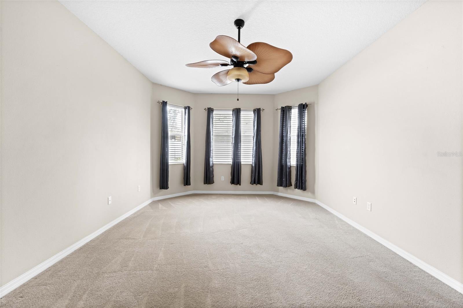 699 WINTHROP DR, SPRING HILL, FL — photo 25