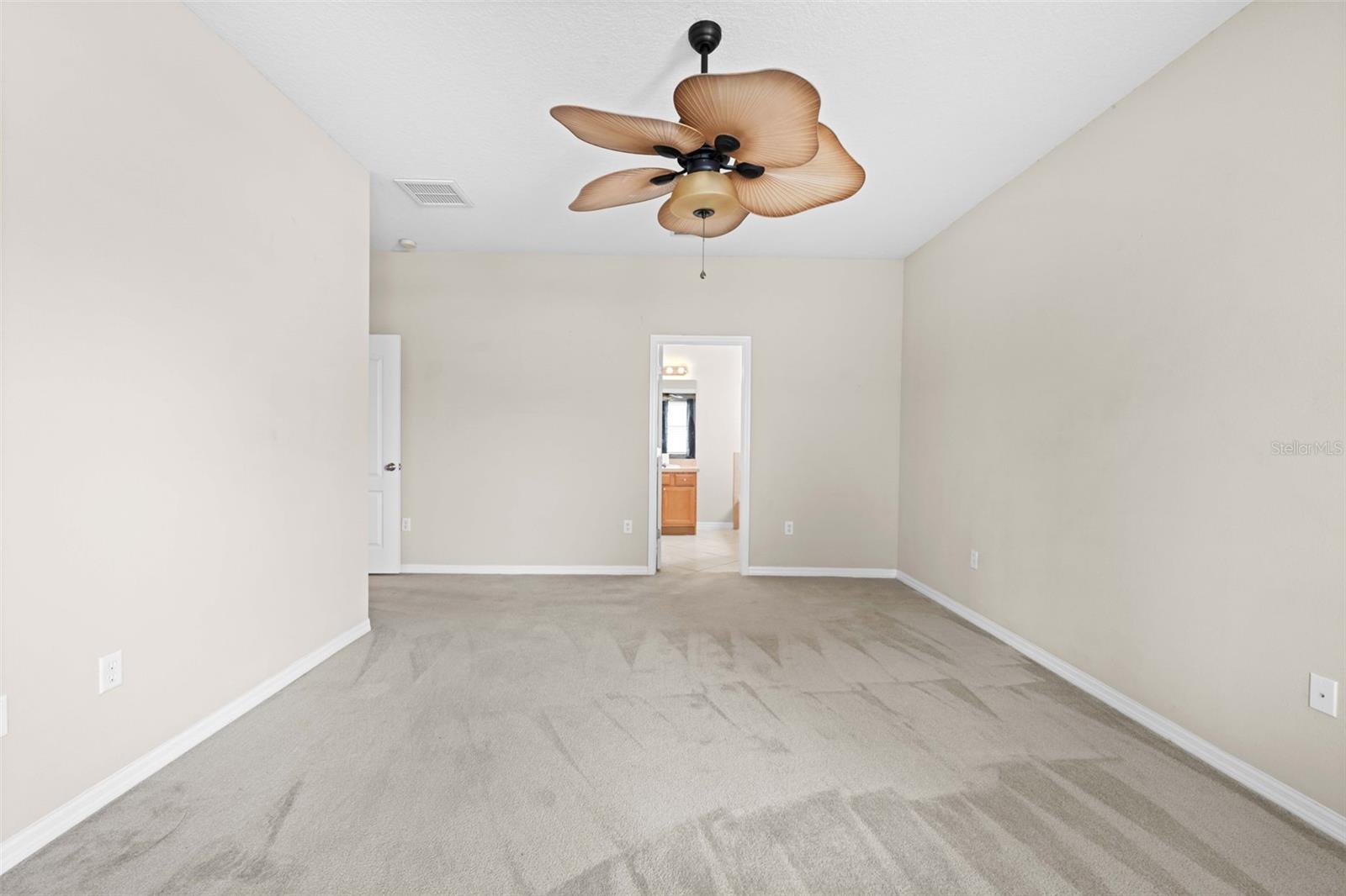 699 WINTHROP DR, SPRING HILL, FL — photo 30