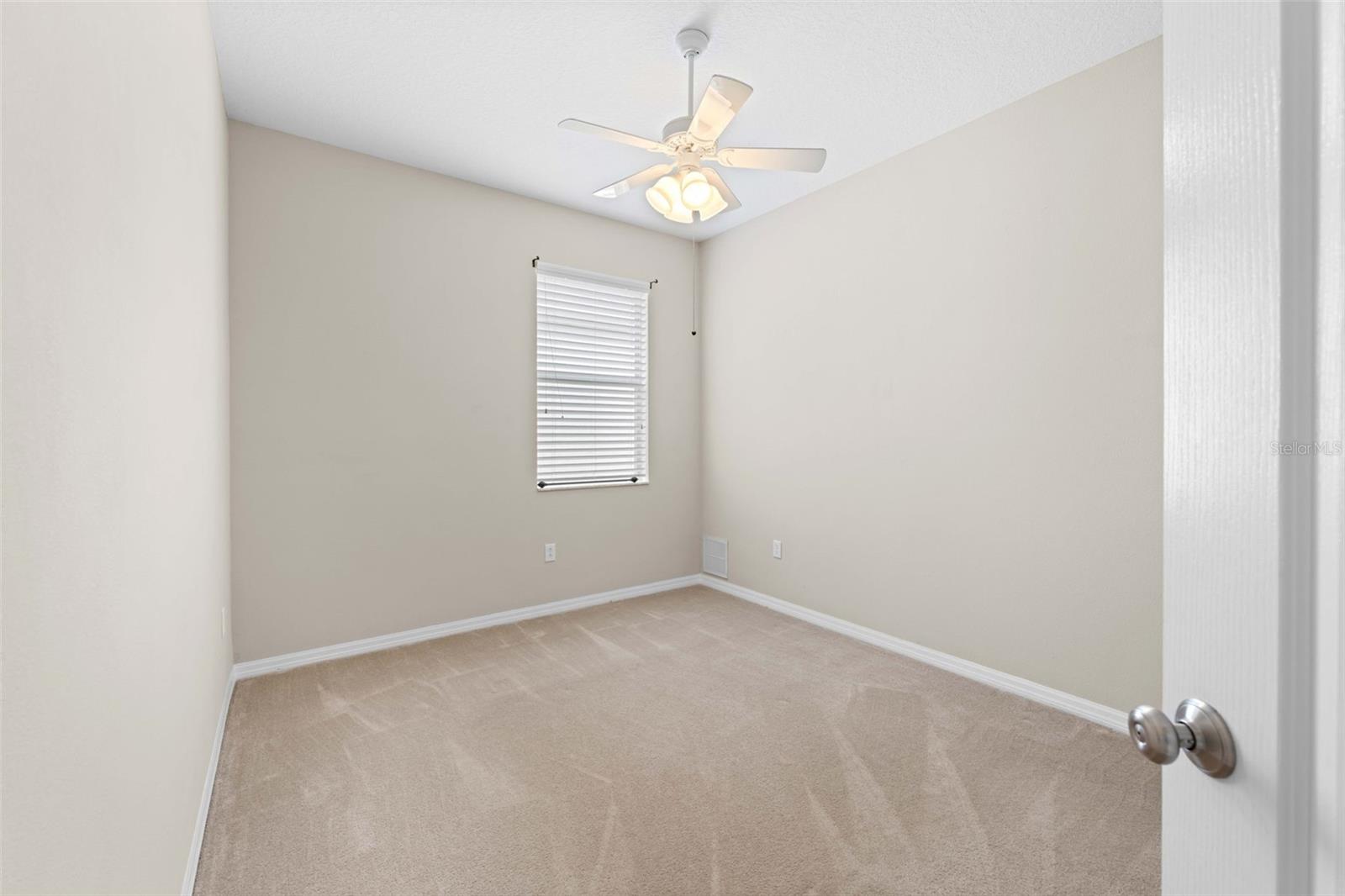 699 WINTHROP DR, SPRING HILL, FL — photo 35