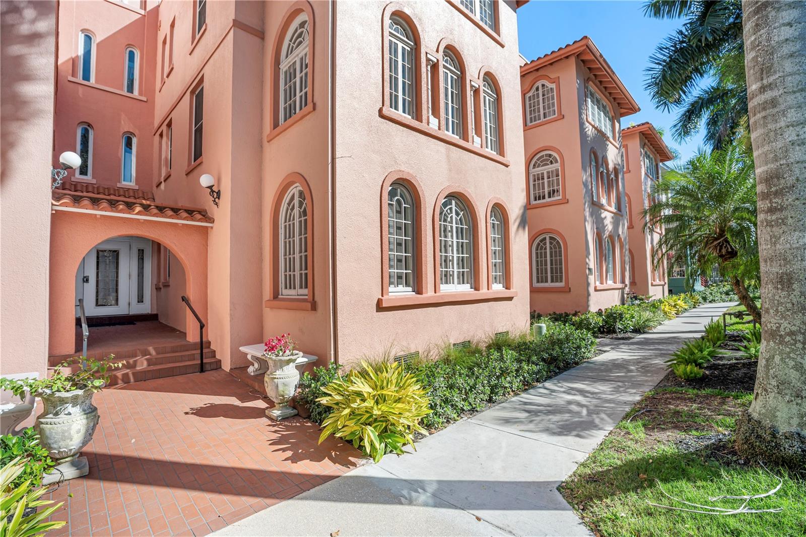 1221 N PALM AVE #202, SARASOTA, FL — photo 46