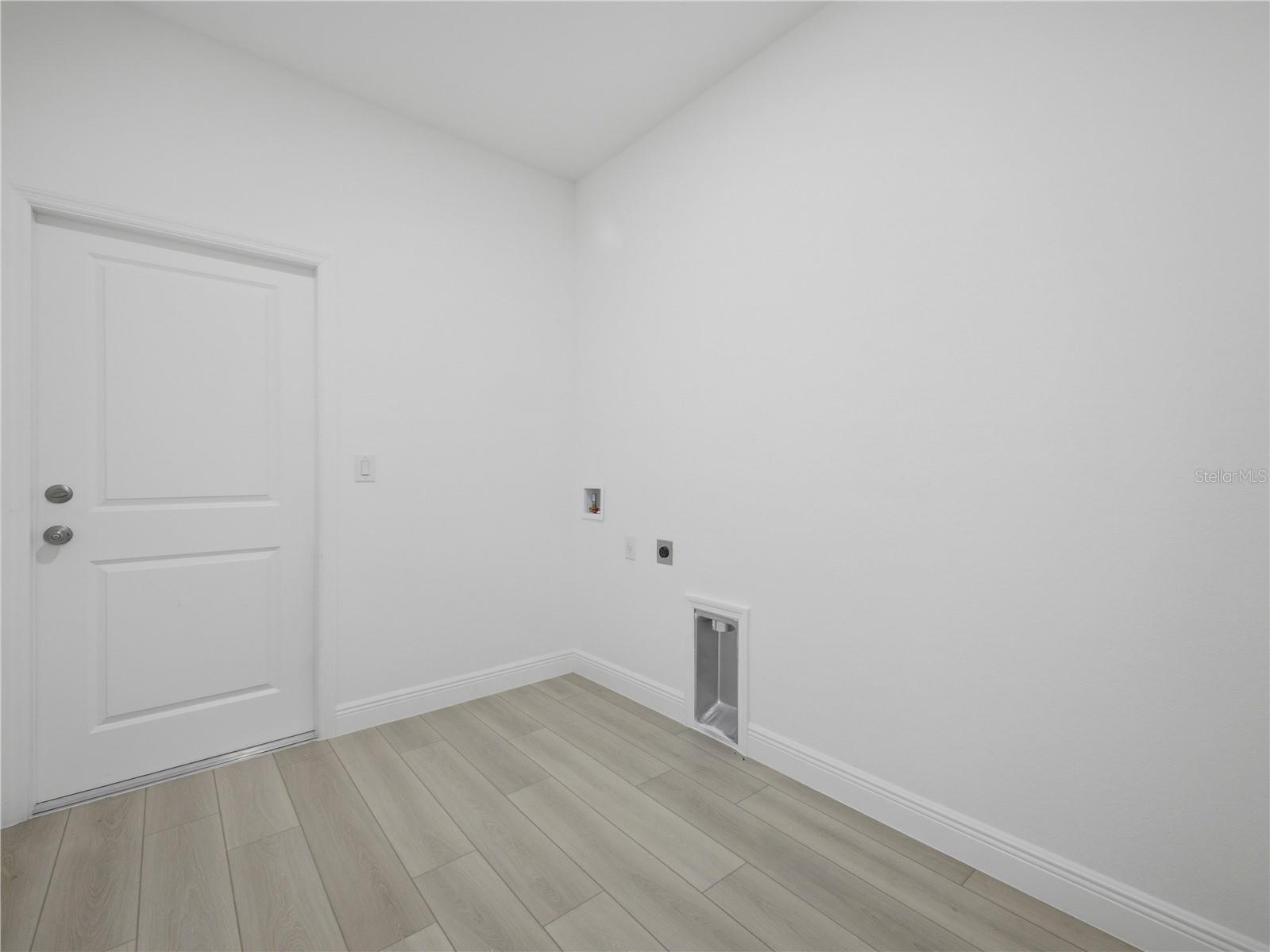 8010 SANDALWOOD CIR, LABELLE, FL — photo 20