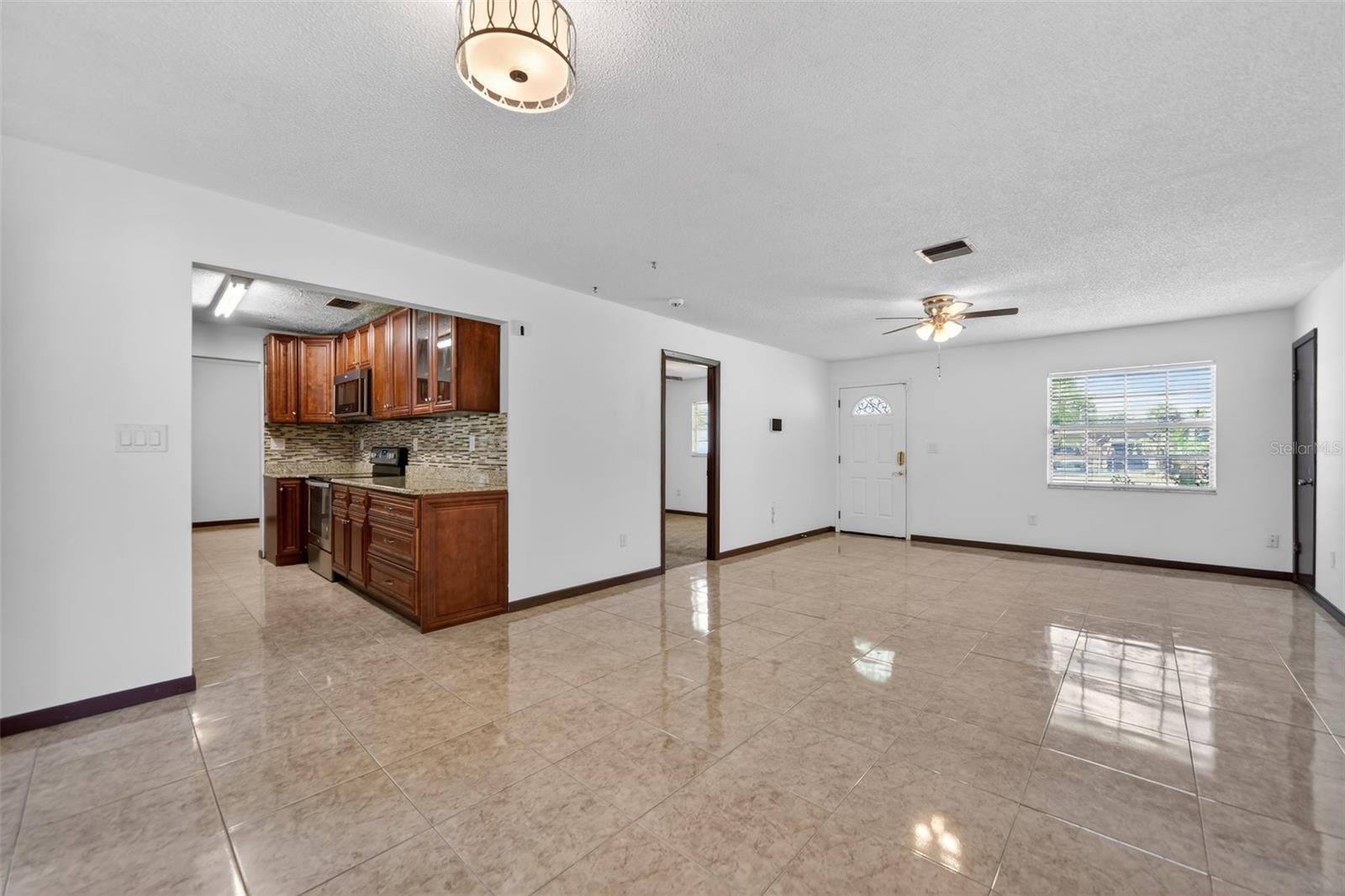 755 PARK LN, KISSIMMEE, FL — photo 10