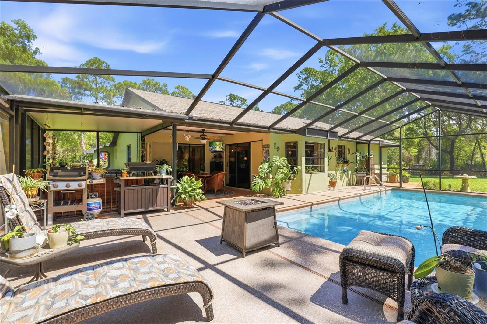 9032 BIRMINGHAM AVE, WEEKI WACHEE, FL — photo 3