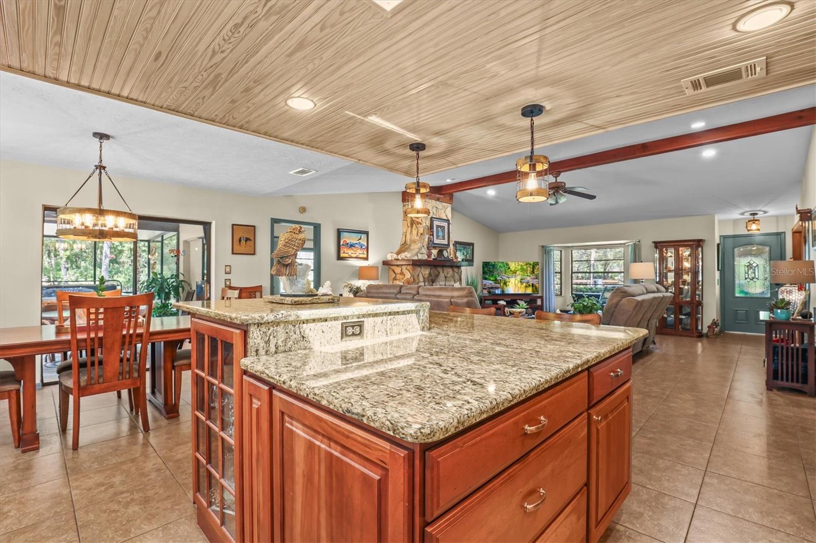 9032 BIRMINGHAM AVE, WEEKI WACHEE, FL — photo 23