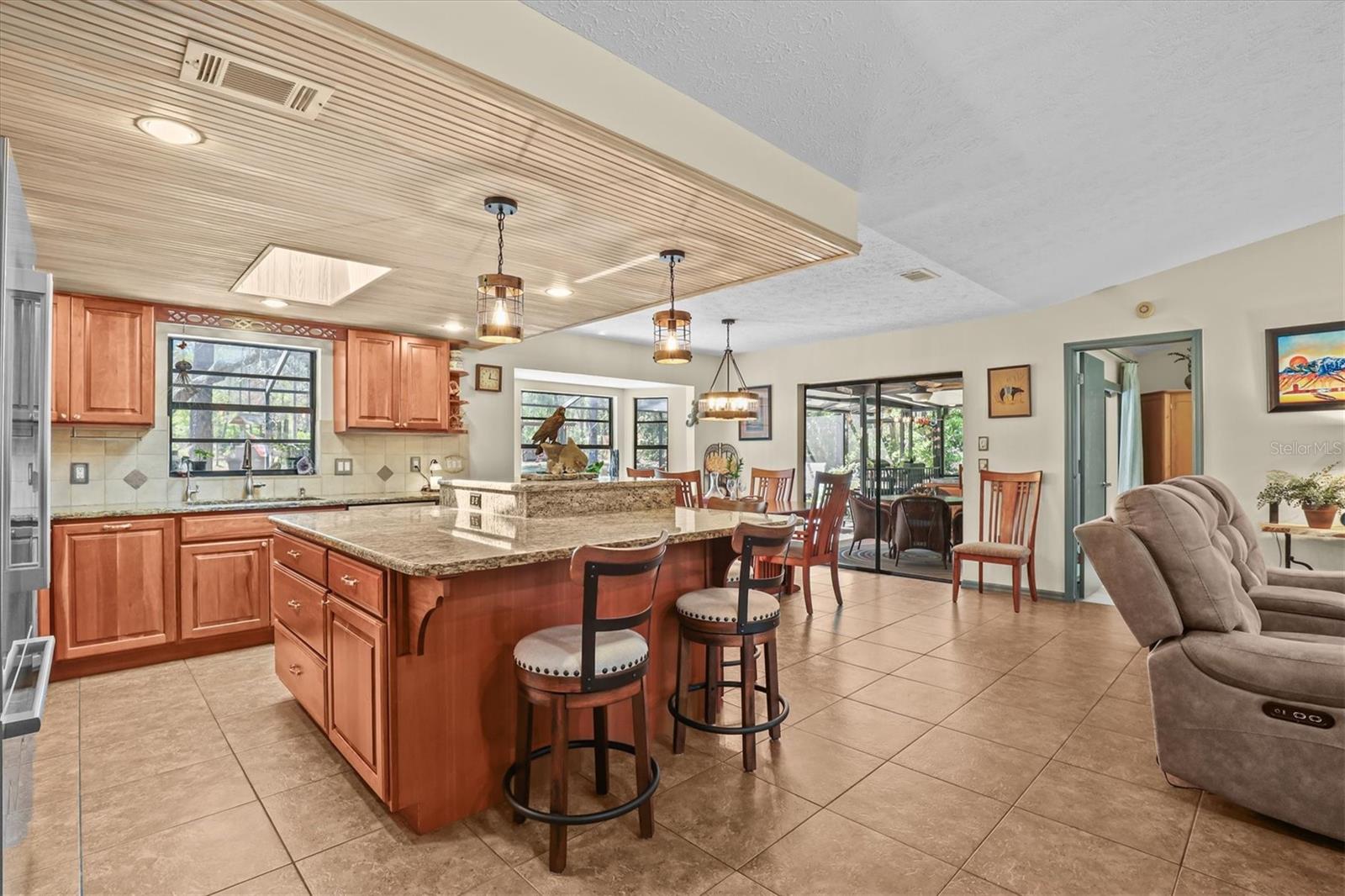 9032 BIRMINGHAM AVE, WEEKI WACHEE, FL — photo 24