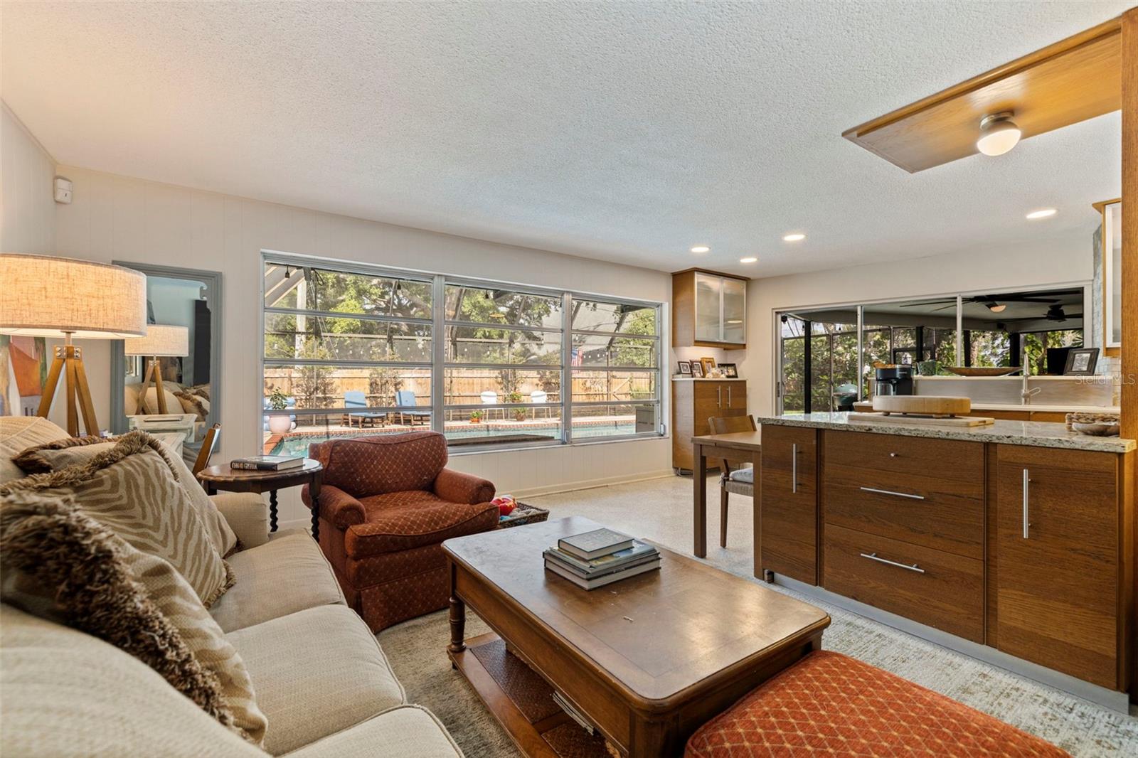 747 SABAL CT S, ST PETERSBURG, FL — photo 11