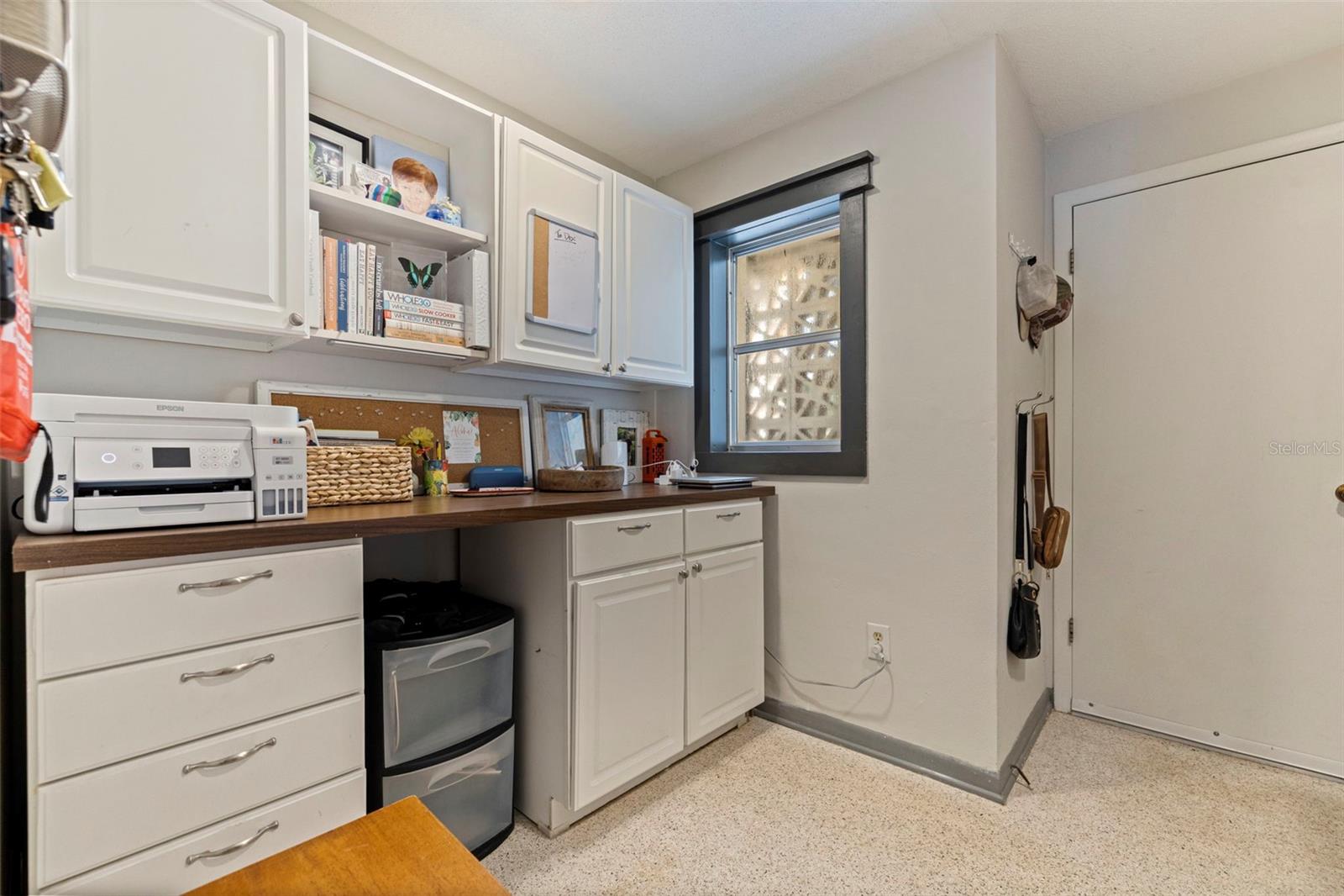 747 SABAL CT S, ST PETERSBURG, FL — photo 28