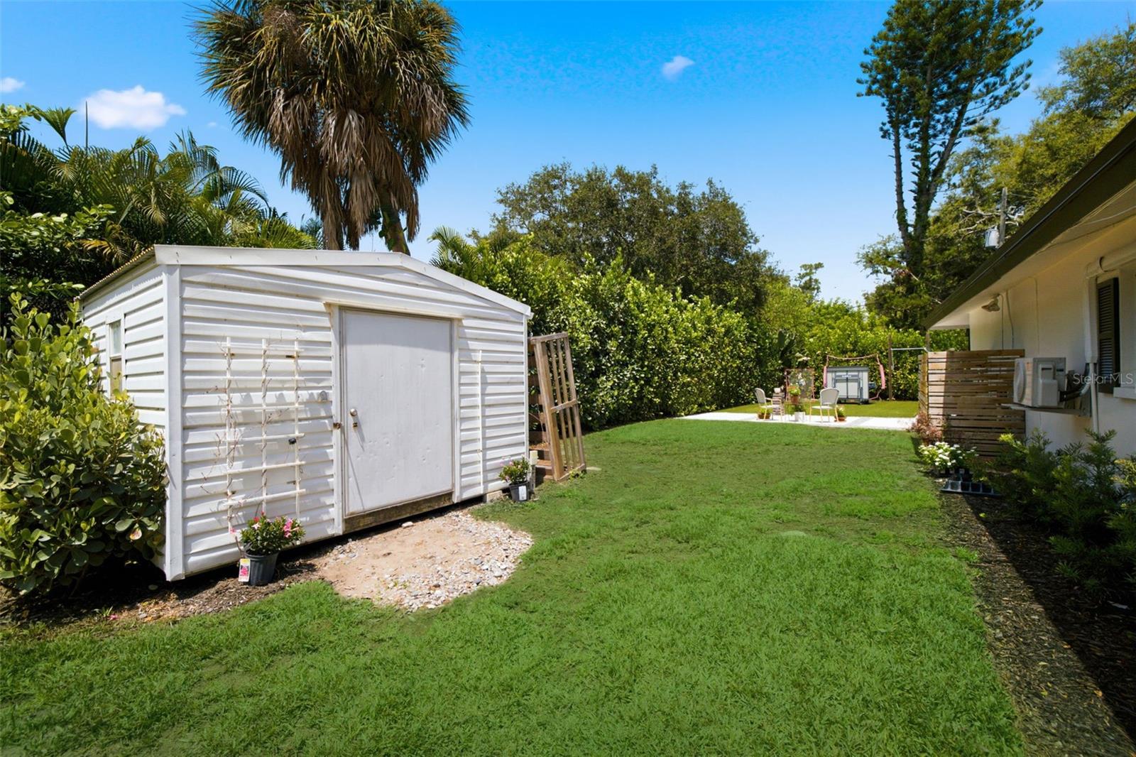 747 SABAL CT S, ST PETERSBURG, FL — photo 29