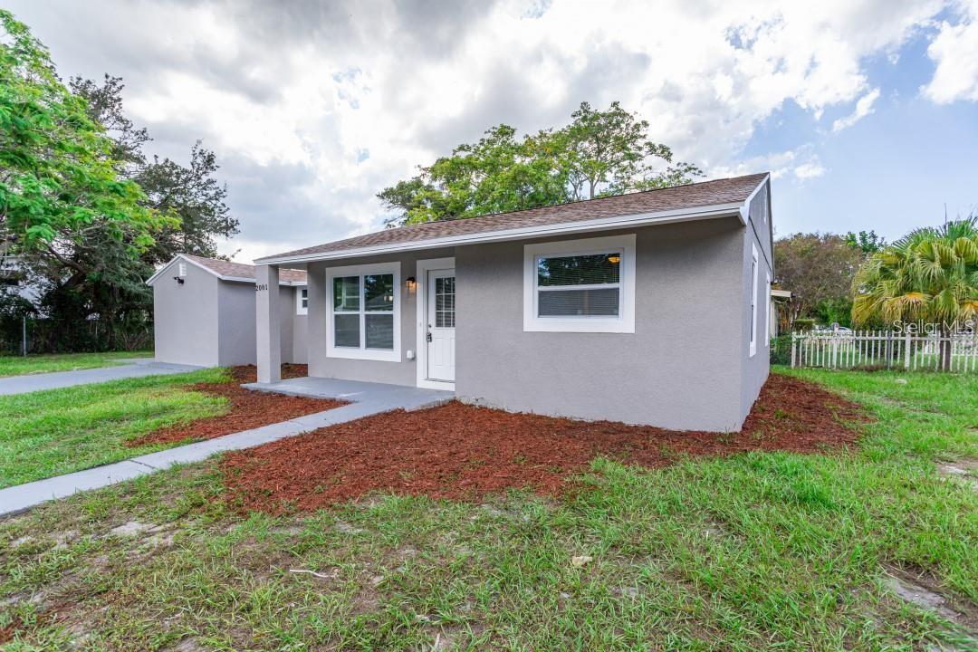 2001 45TH ST S, ST PETERSBURG, FL — photo 4