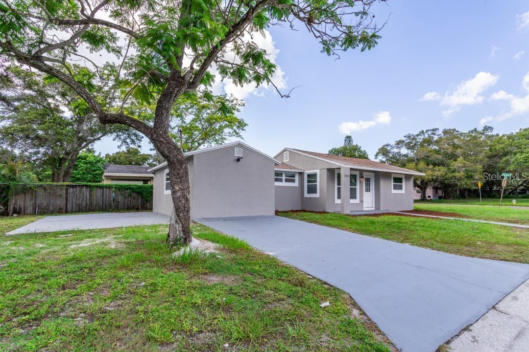 2001 45TH ST S, ST PETERSBURG, FL — photo 17