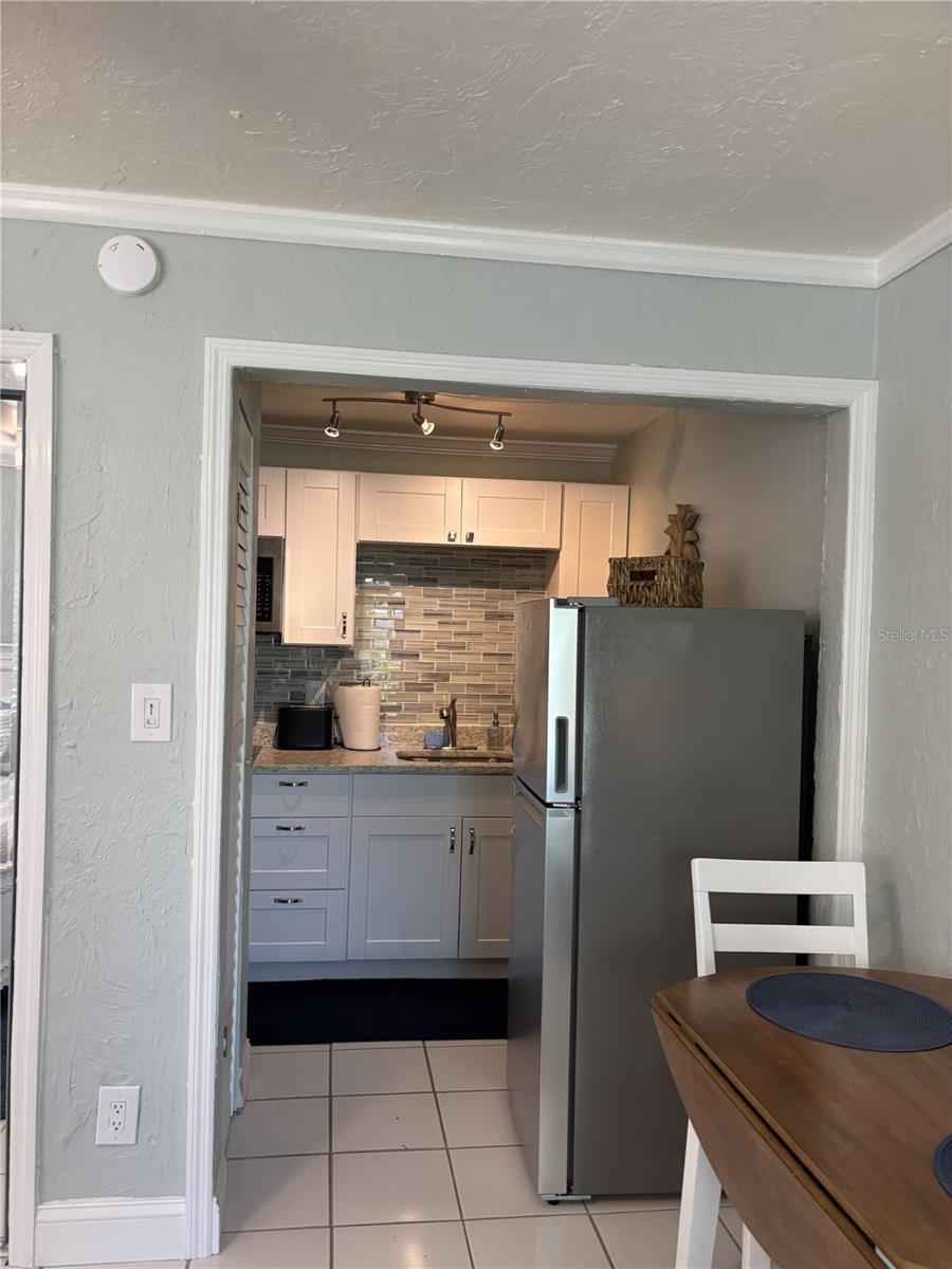 170 ROOSEVELT DR #8, SARASOTA, FL — photo 9