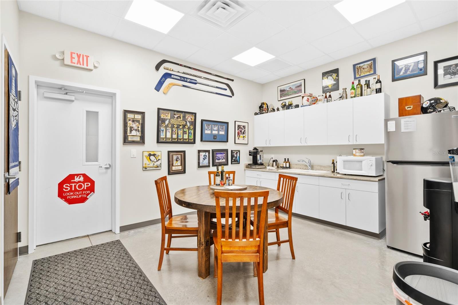 1102 S 82ND ST, TAMPA, FL — photo 21