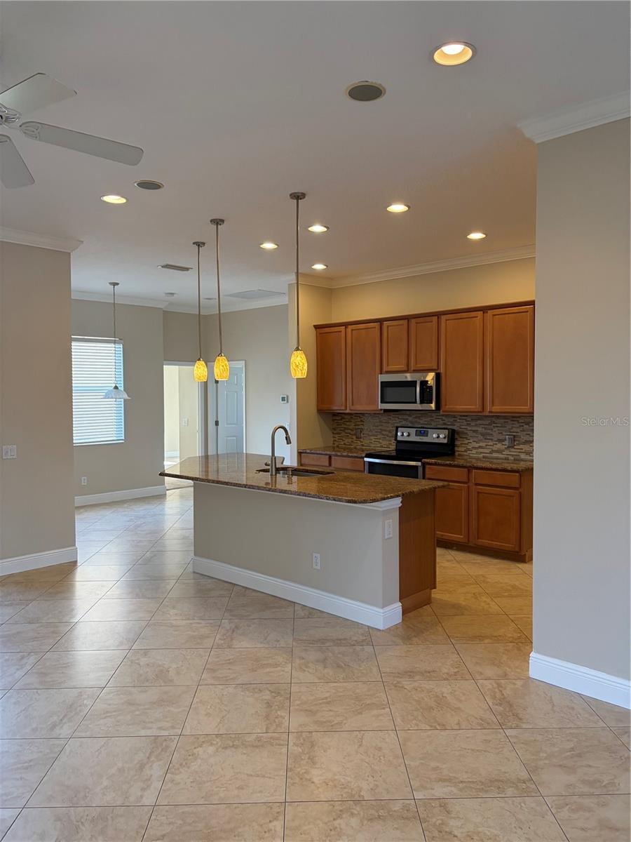 7779 AROLLA PINE BLVD, SARASOTA, FL — photo 10