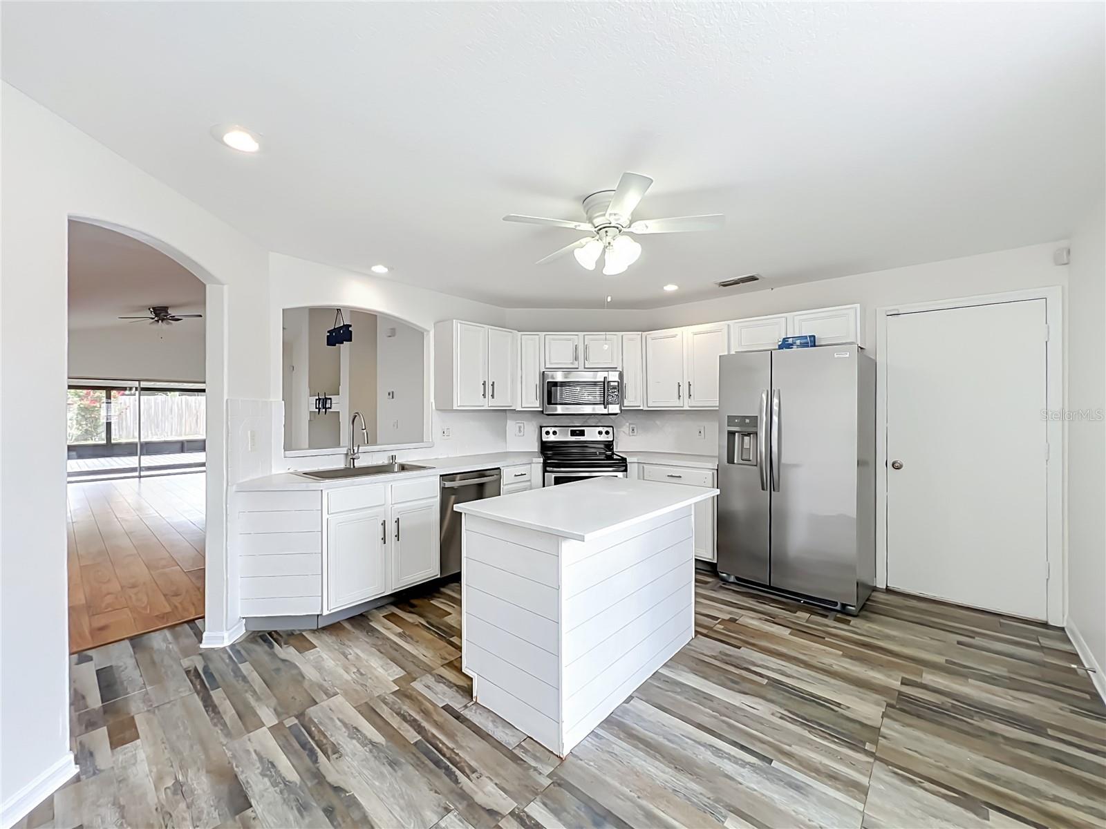 2620 REGENCY OAK LN, ORLANDO, FL — photo 9