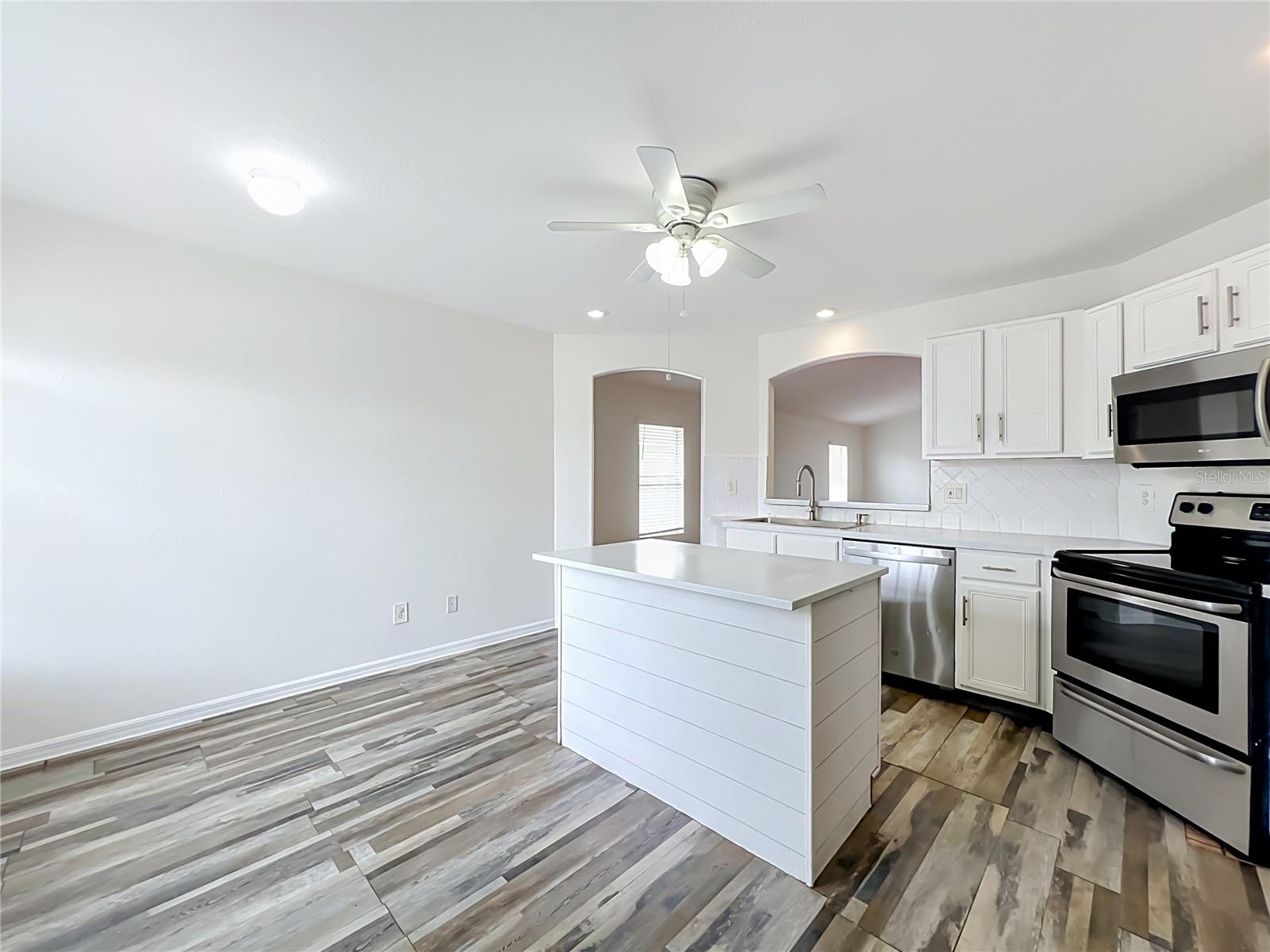 2620 REGENCY OAK LN, ORLANDO, FL — photo 11
