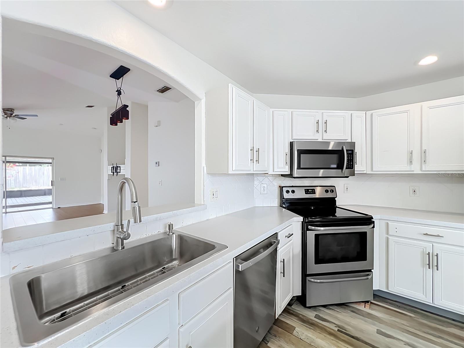 2620 REGENCY OAK LN, ORLANDO, FL — photo 16