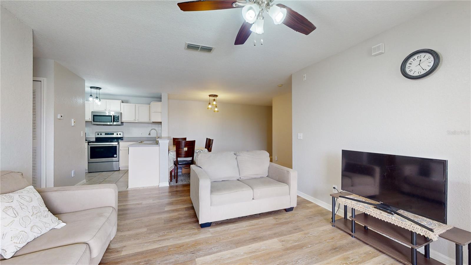 8801 LATREC AVE #8208, ORLANDO, FL — photo 3