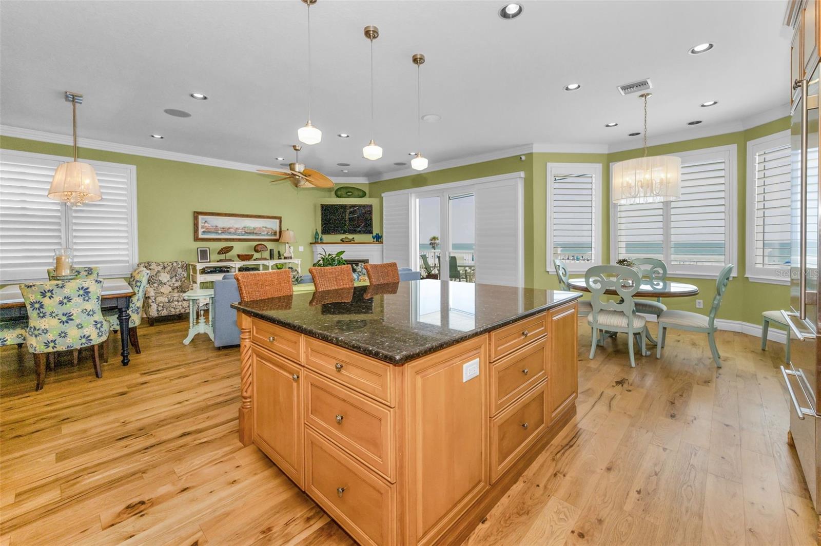 13303 GULF LN, MADEIRA BEACH, FL — photo 9
