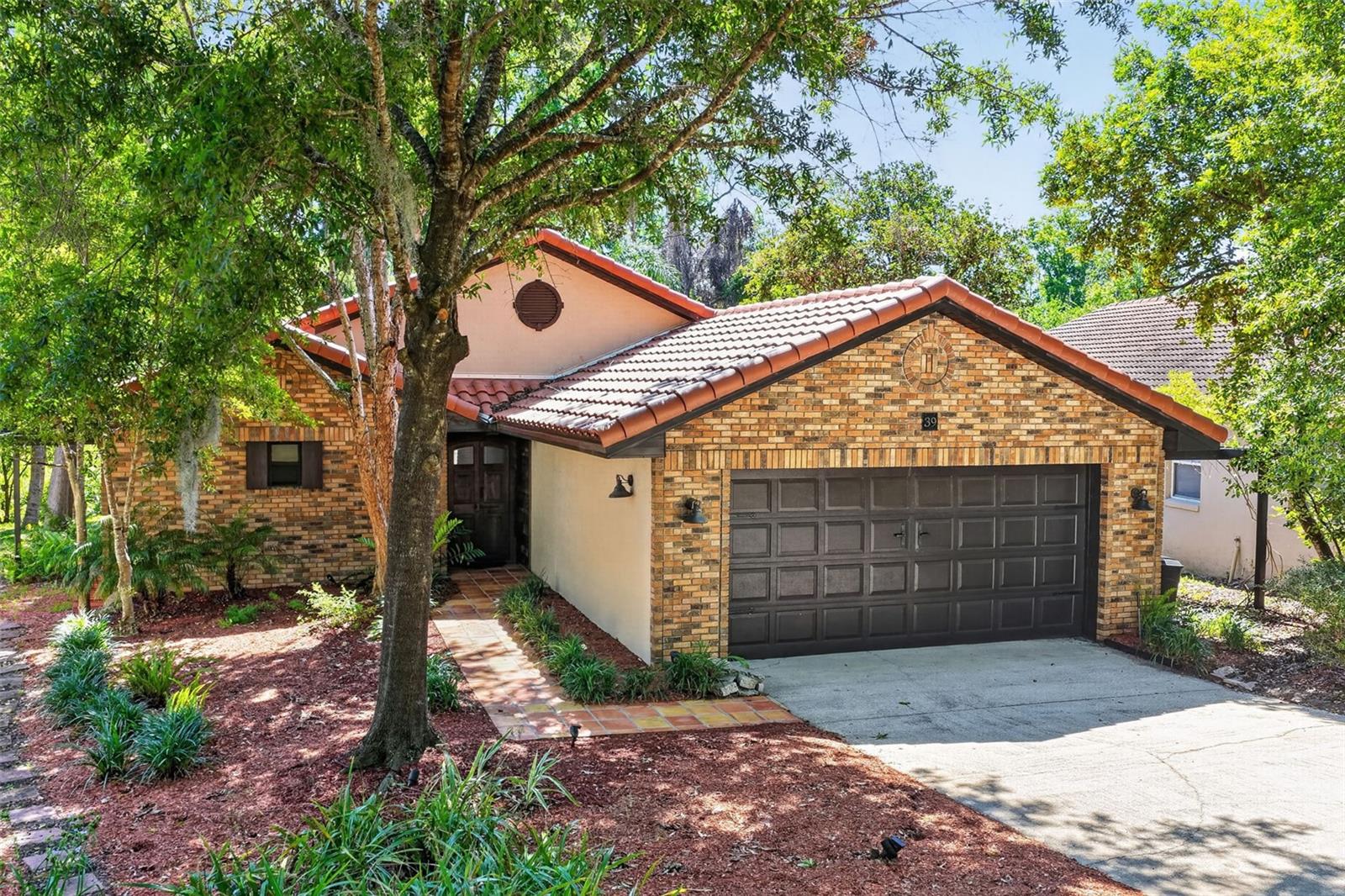 39 FOREST LN, EUSTIS, FL