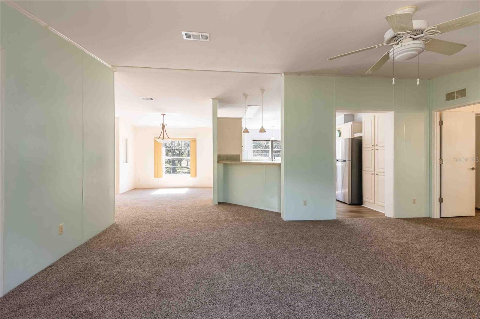 14221 HURRICANE DR, WEEKI WACHEE, FL — photo 15