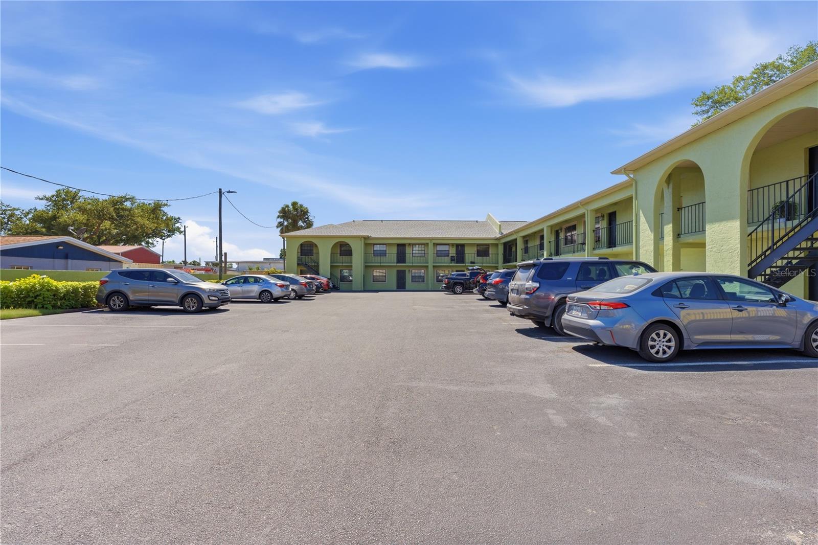 4416 N CLARK AVE #13, TAMPA, FL — photo 2