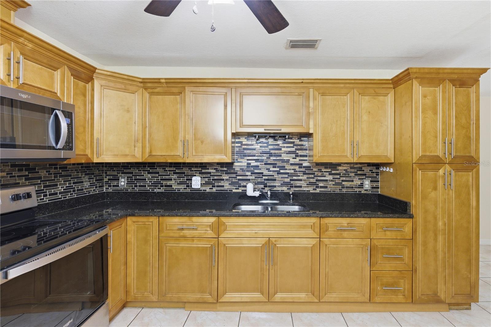 4416 N CLARK AVE #13, TAMPA, FL — photo 13