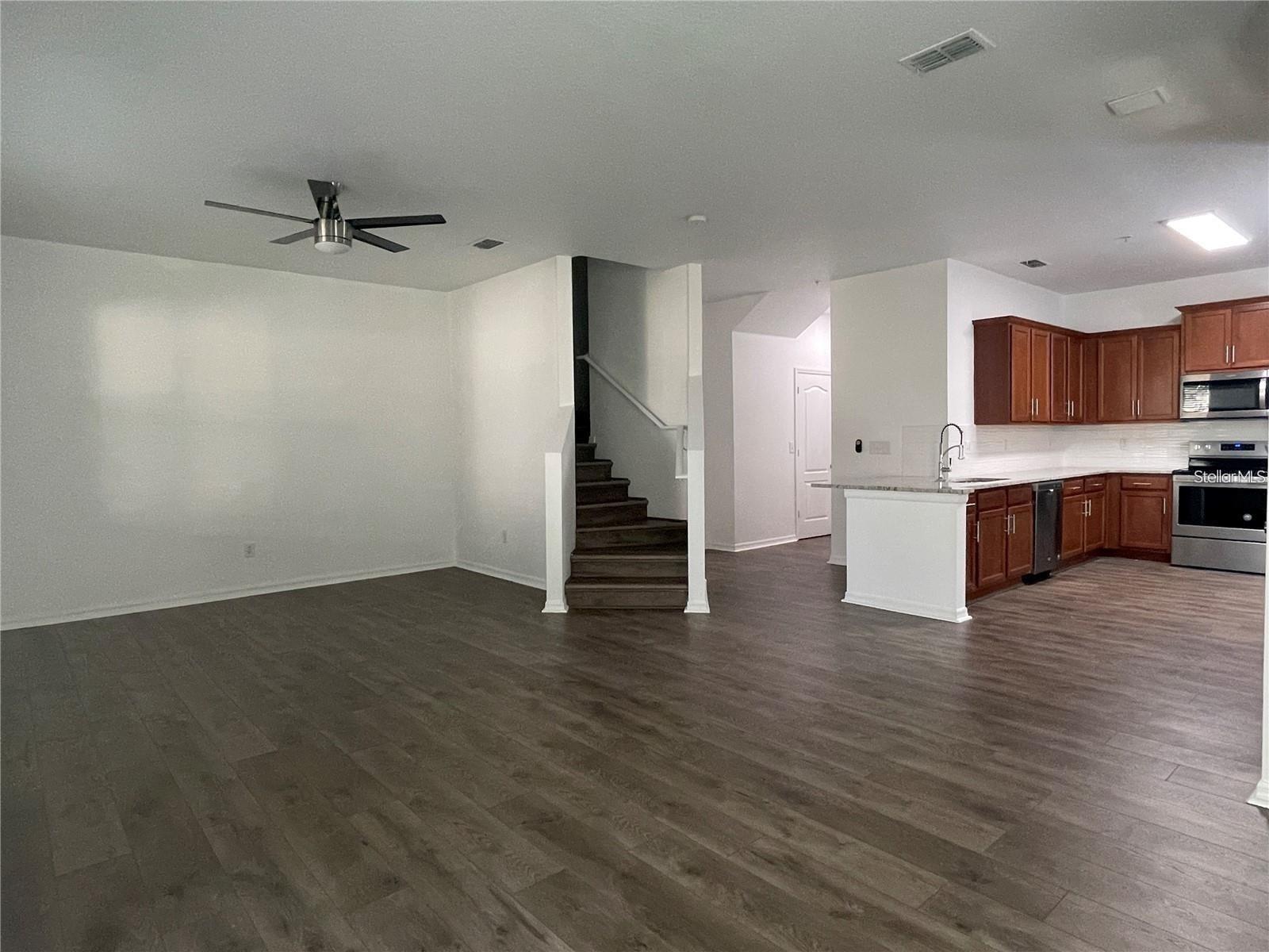 3723 SENECA CLUB LOOP #31-102, ORLANDO, FL — photo 2