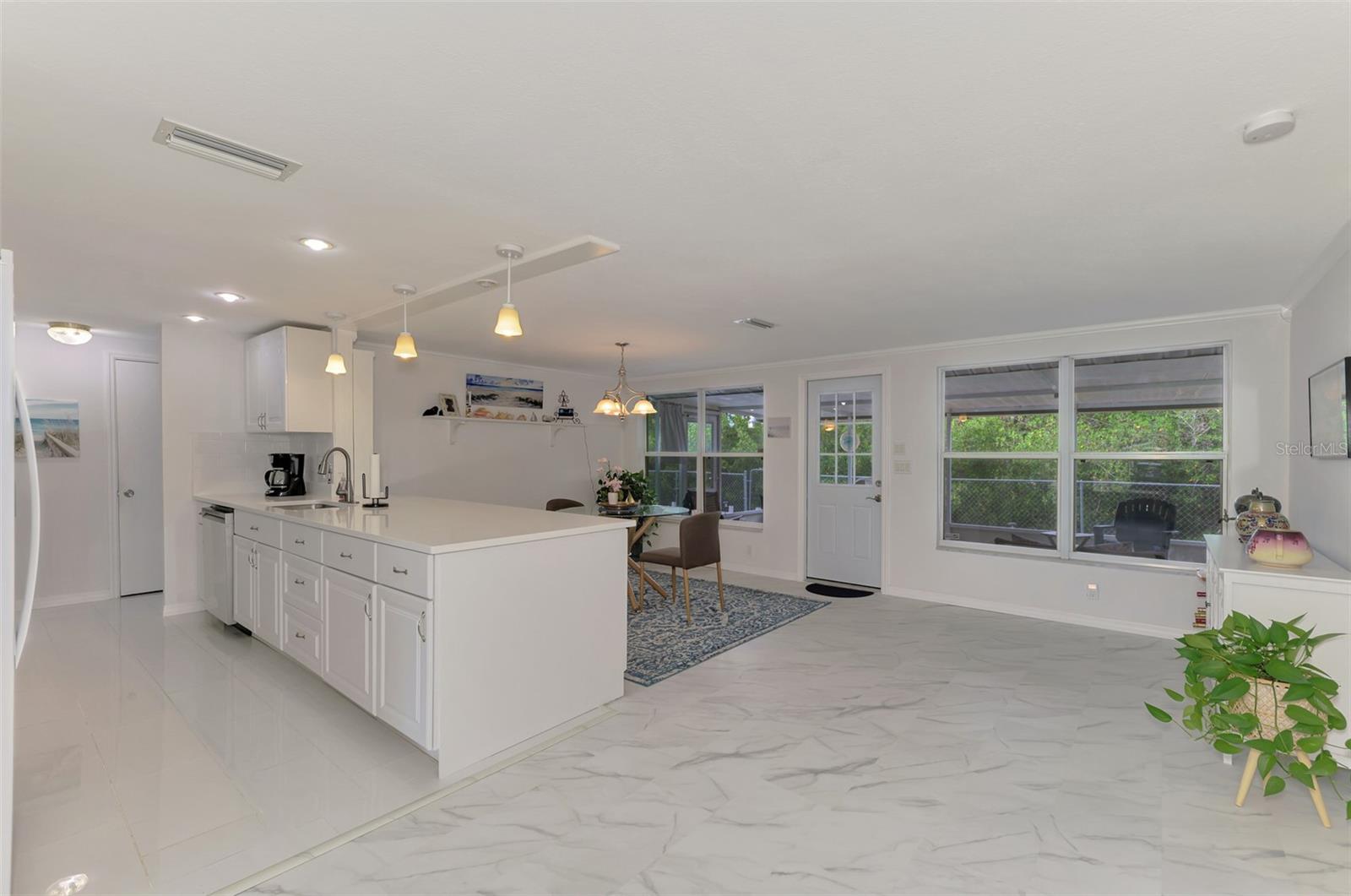 1460 CORTES DR, ENGLEWOOD, FL — photo 9