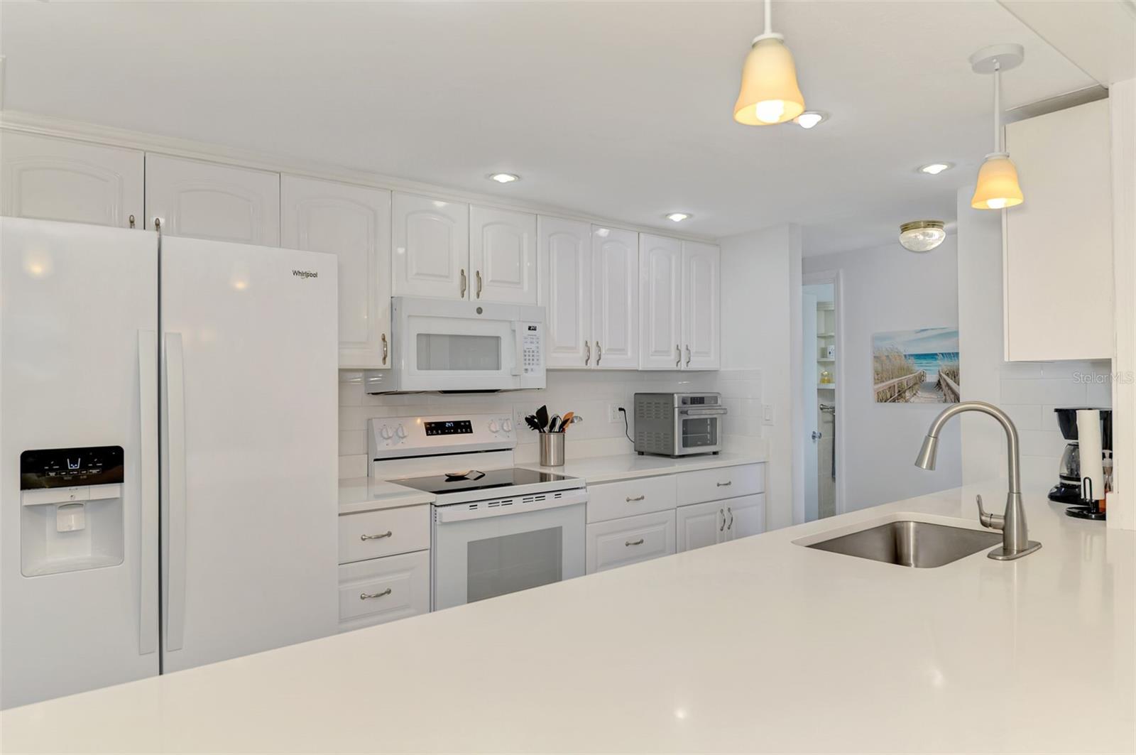 1460 CORTES DR, ENGLEWOOD, FL — photo 13