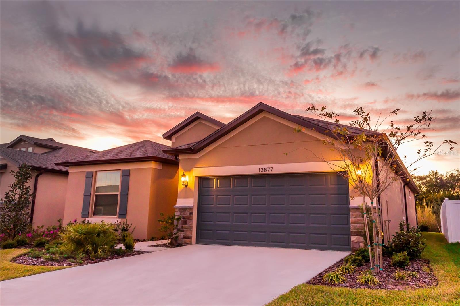 13877 CARLOW PARK DR, RIVERVIEW, FL — photo 2