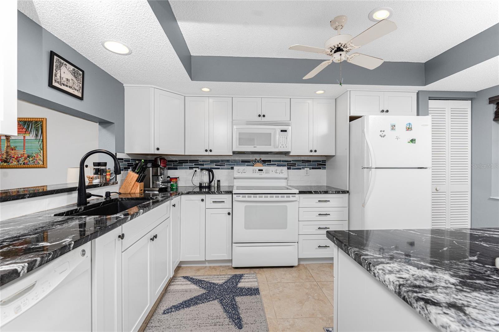 511 PINE HOLLOW CIR #511, ENGLEWOOD, FL — photo 8