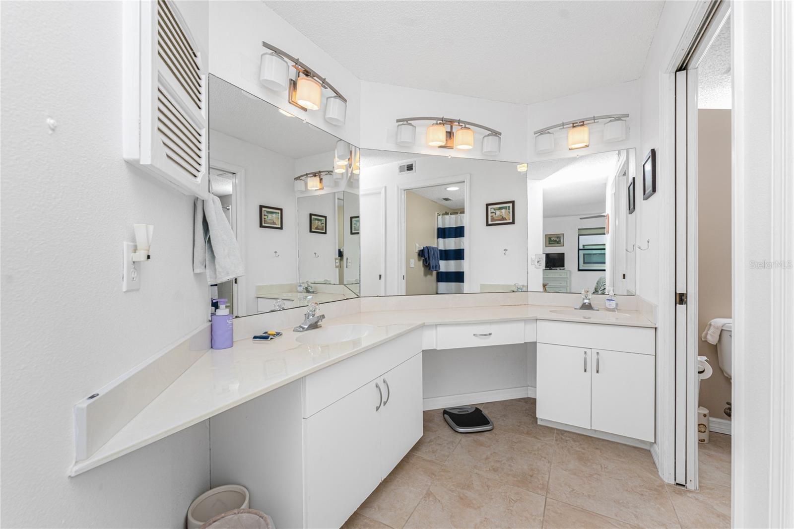 511 PINE HOLLOW CIR #511, ENGLEWOOD, FL — photo 31