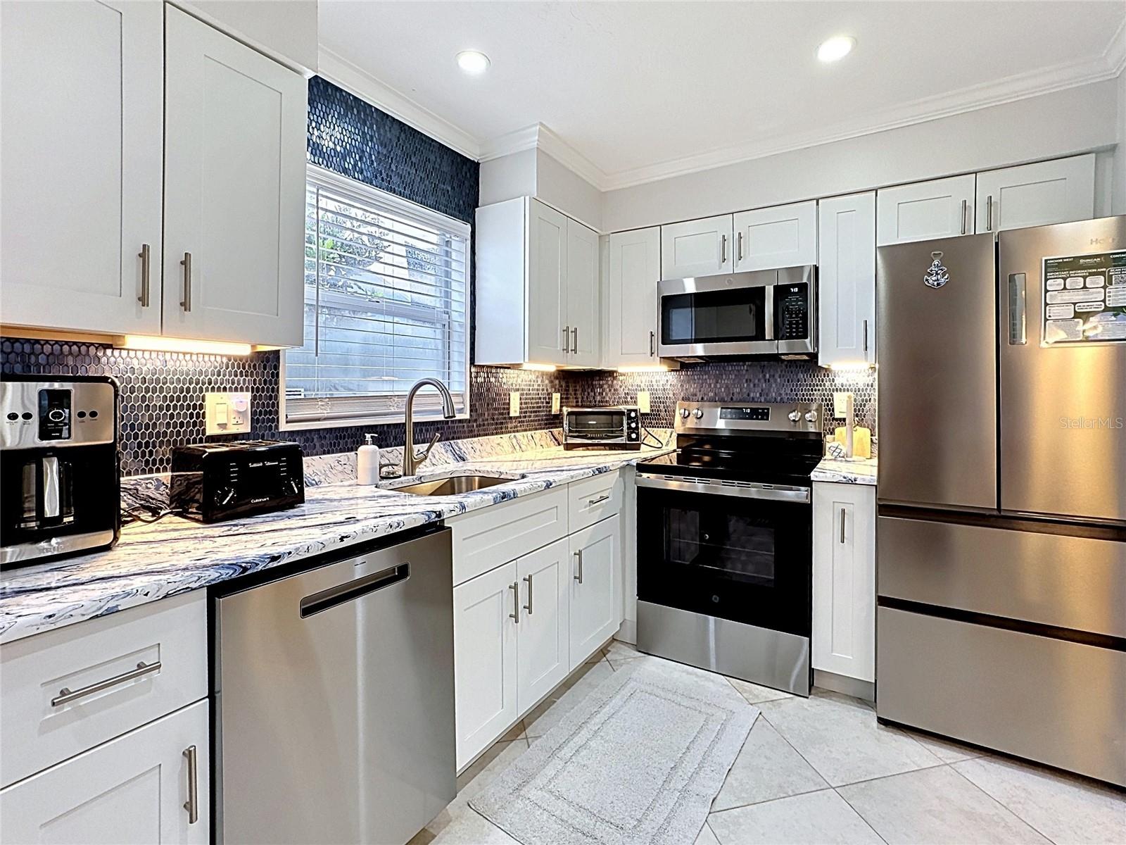 120 52ND ST, HOLMES BEACH, FL — photo 12