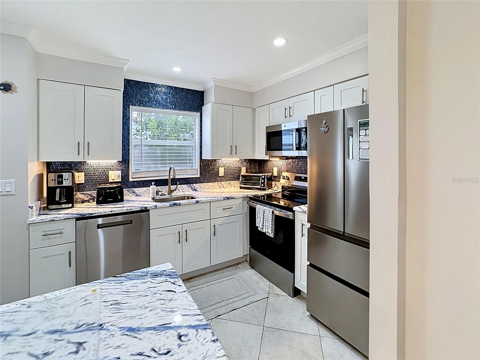 120 52ND ST, HOLMES BEACH, FL — photo 17
