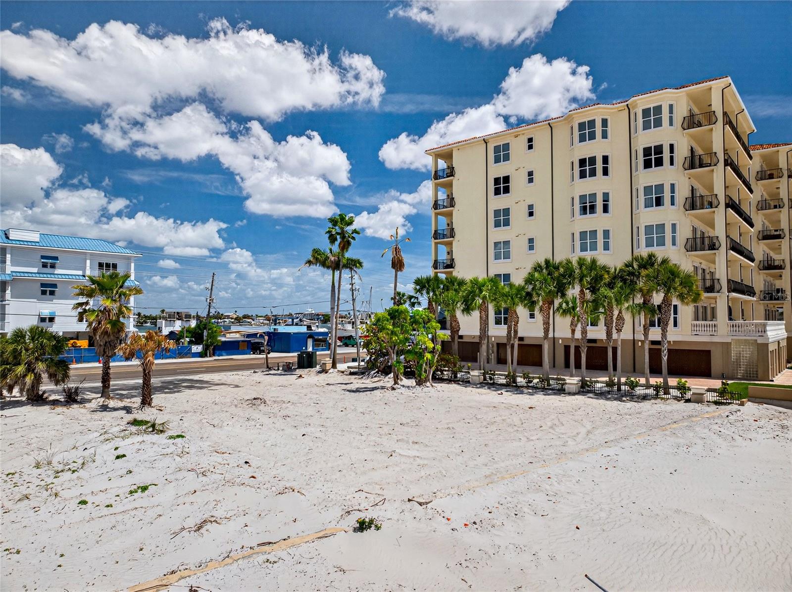 13642 GULF BLVD, MADEIRA BEACH, FL — photo 3
