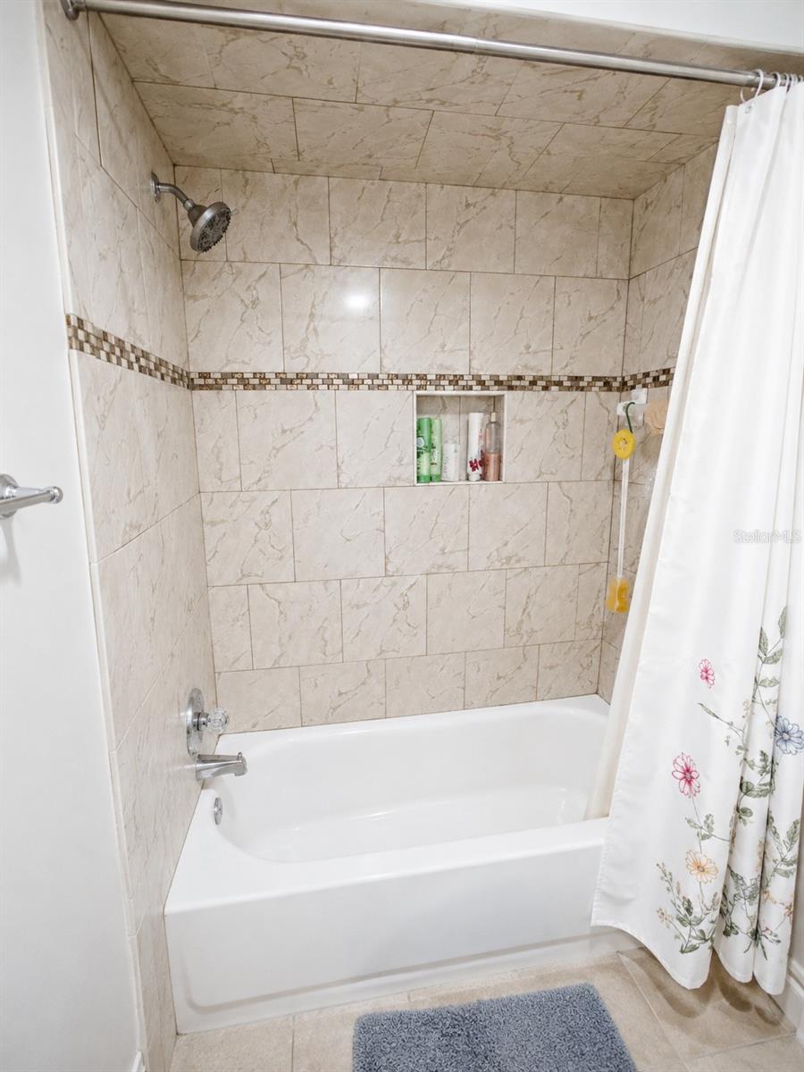 3146 CARLOS DR, DUNEDIN, FL — photo 17