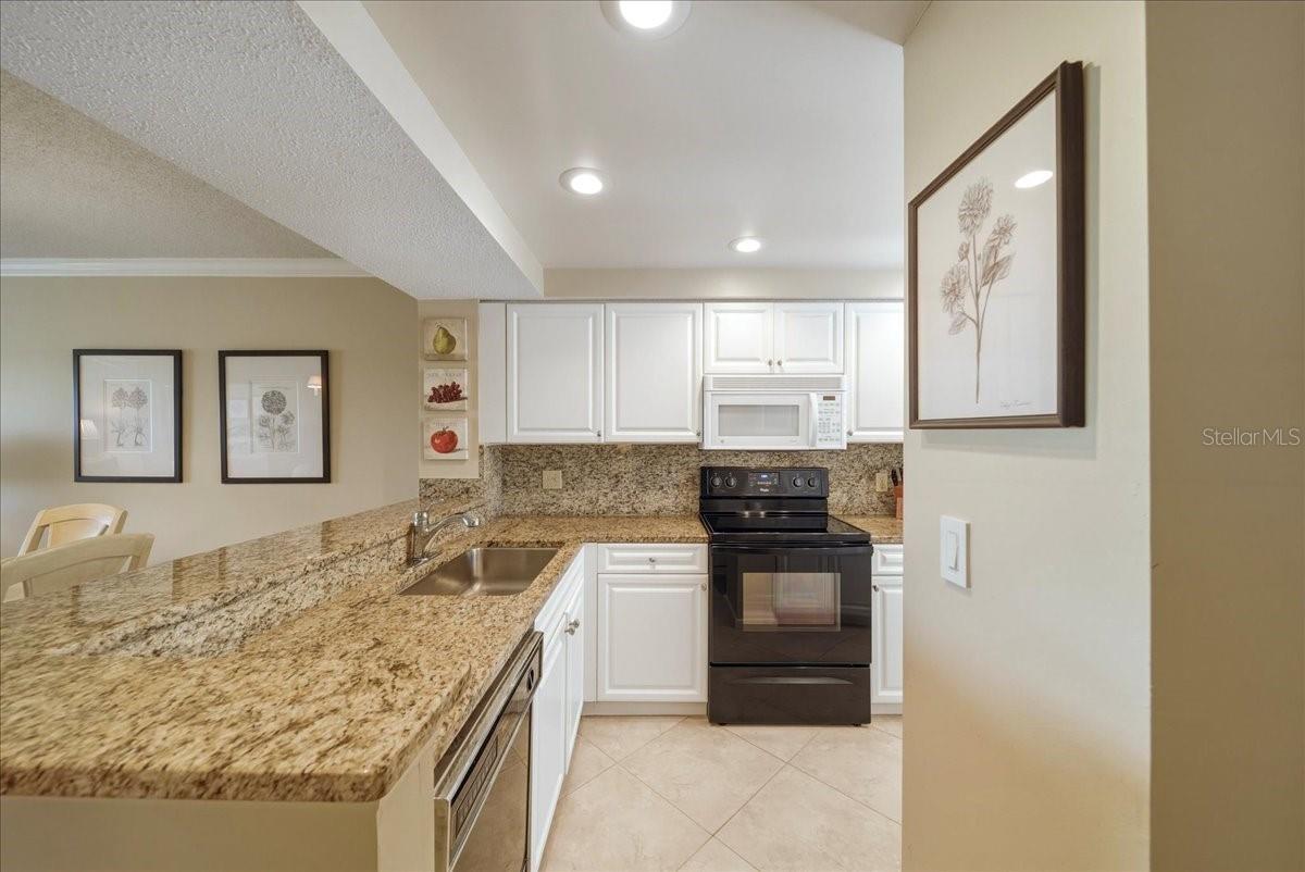 835 WEXFORD BLVD #301, VENICE, FL — photo 5