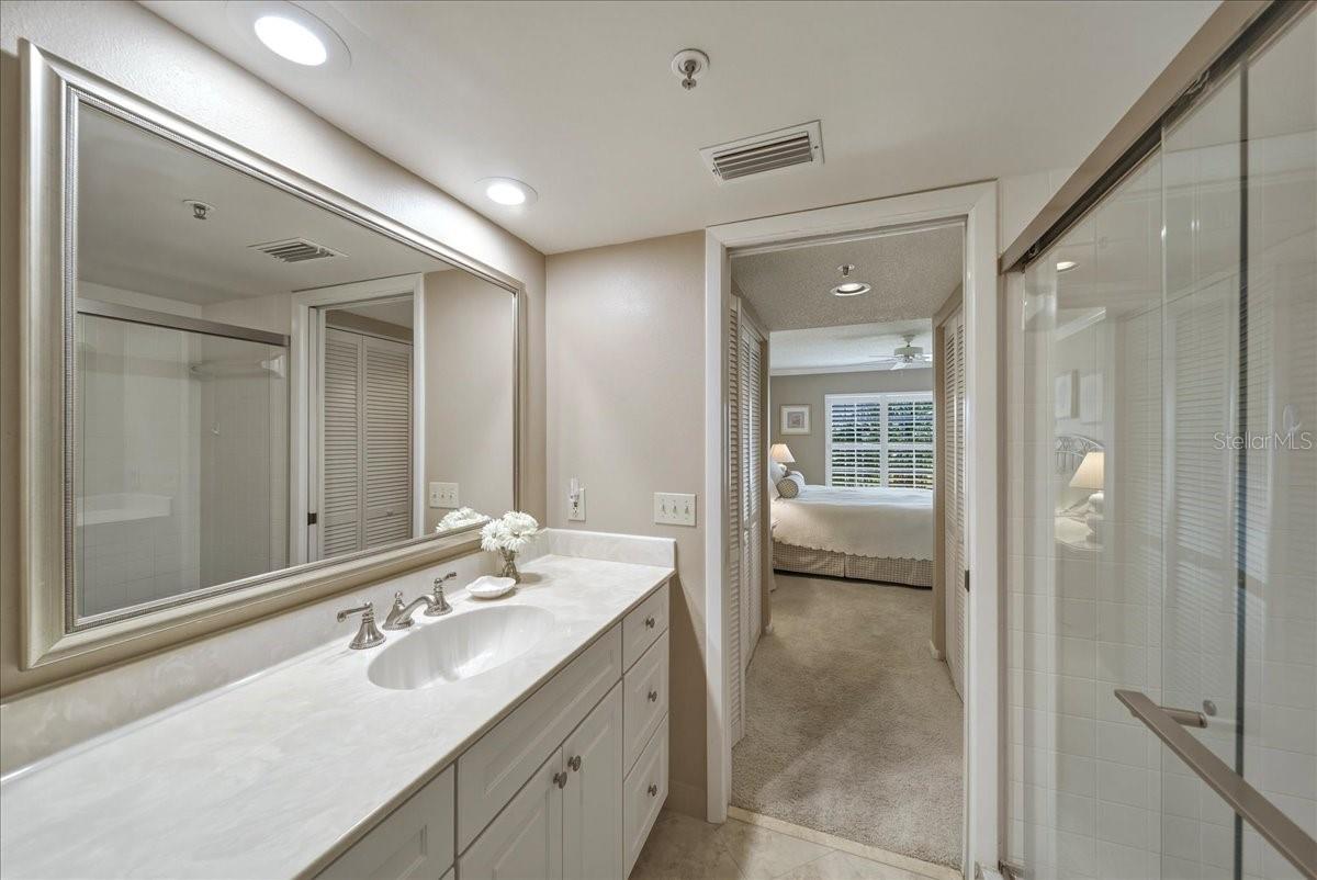 835 WEXFORD BLVD #301, VENICE, FL — photo 27