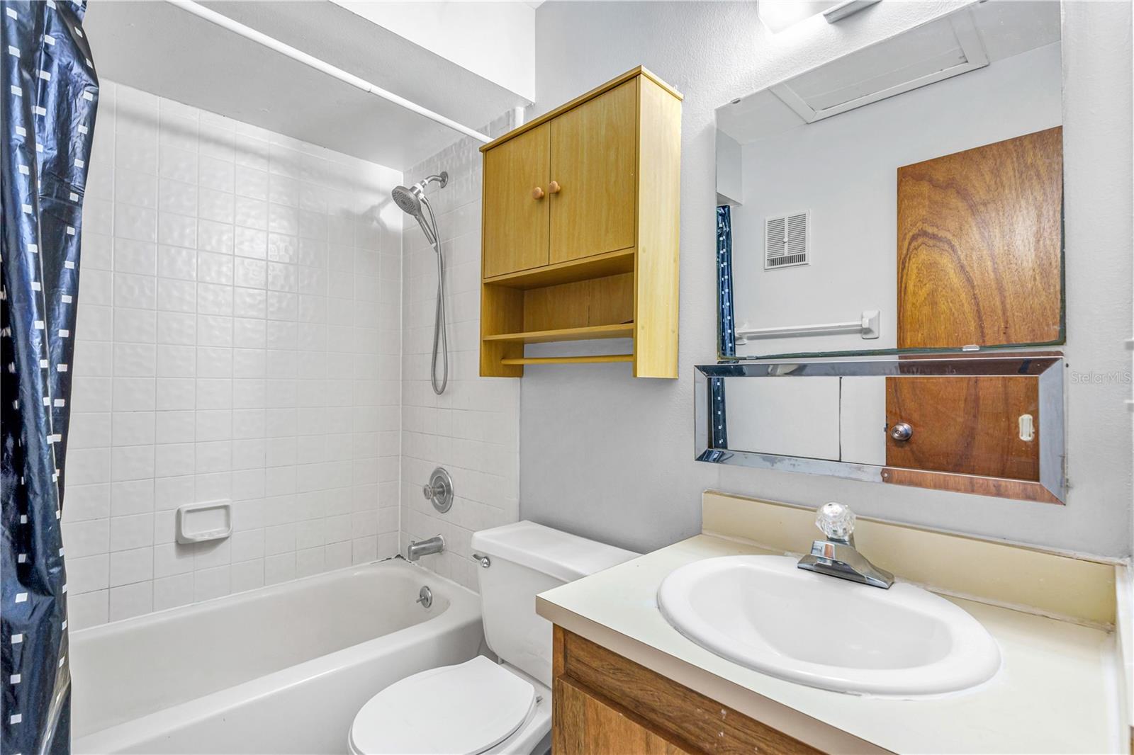 418 BANANA CAY DR #E, DAYTONA BEACH, FL — photo 18