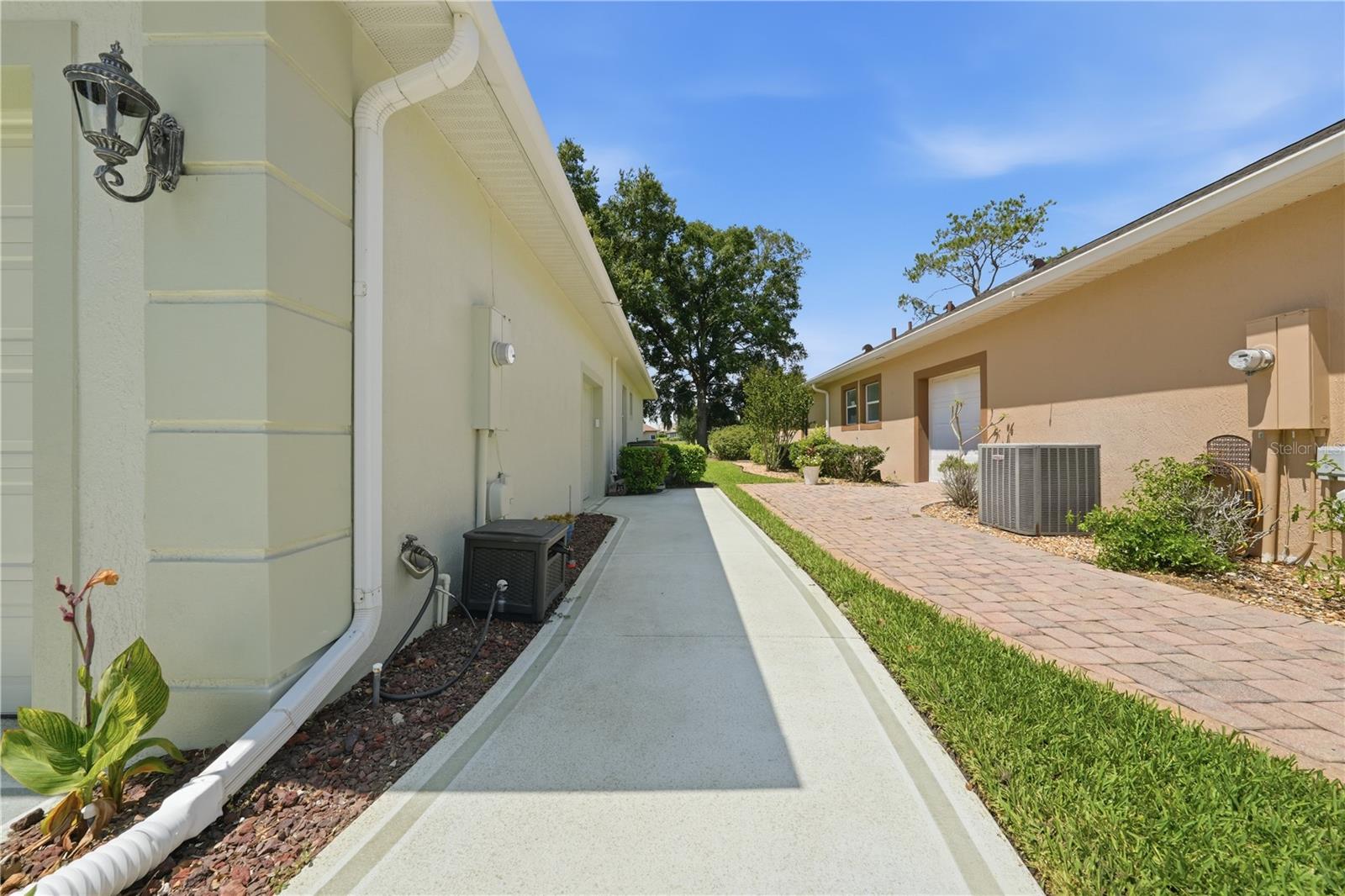 5453 GROVE MNR, LADY LAKE, FL — photo 24