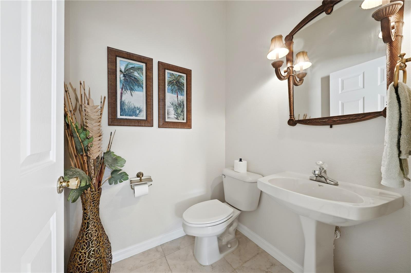 5453 GROVE MNR, LADY LAKE, FL — photo 43