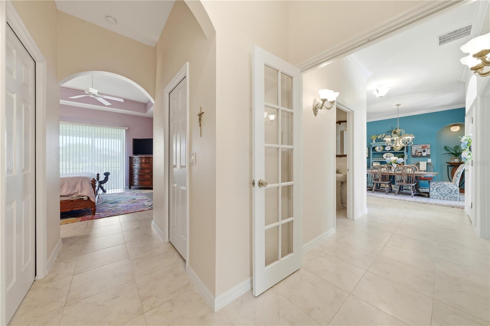 5453 GROVE MNR, LADY LAKE, FL — photo 54